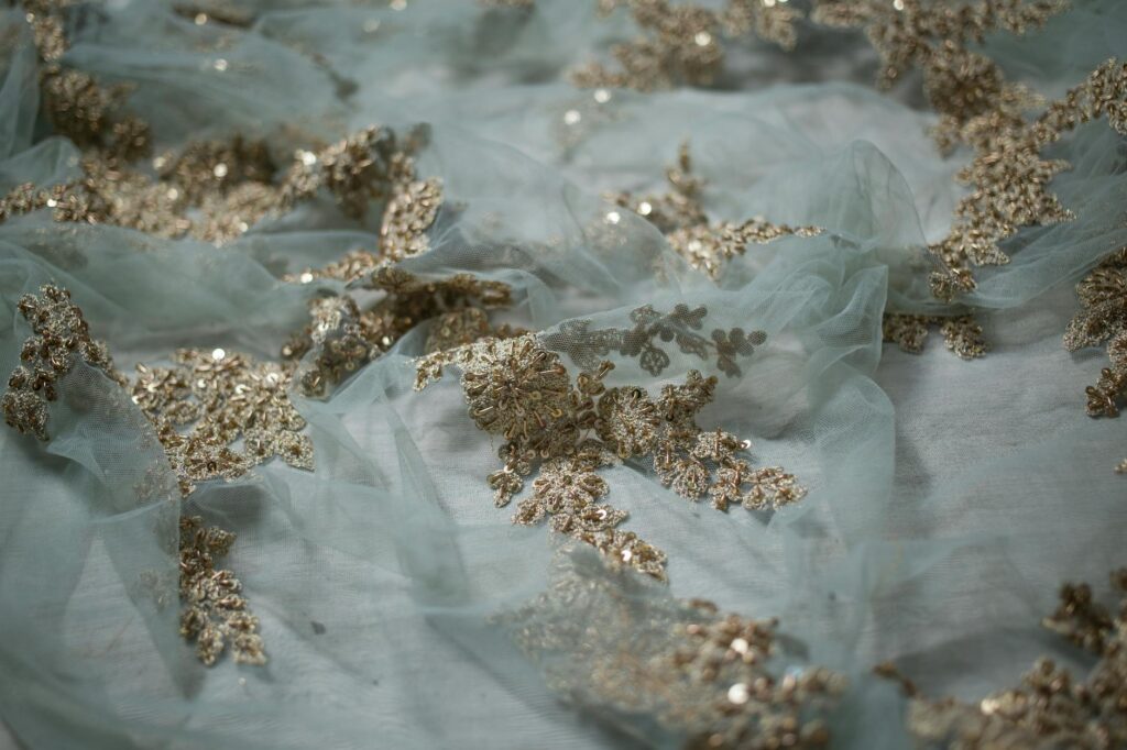 Crystal. Magic Gold. Vibes. Golden. Gems tones. Natural. Jewelry. Crystal go free direct links